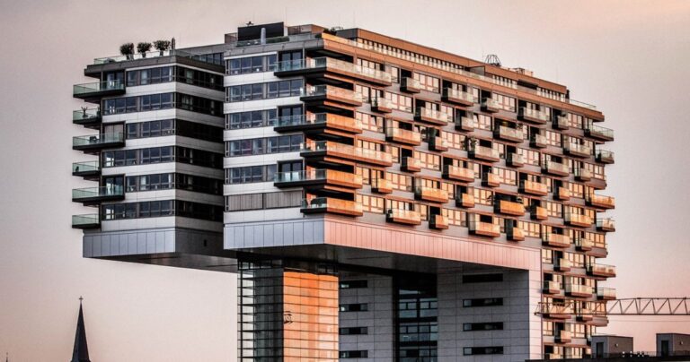 Wohnung Kranhaus Kln