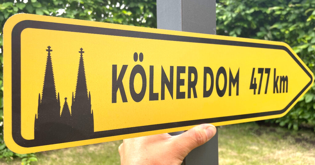 Kölner Dom Wegweiser
