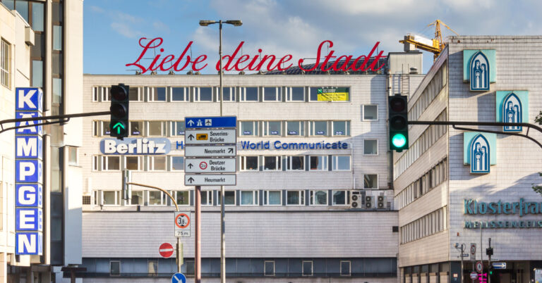 Liebe Deine Stadt Schriftzug