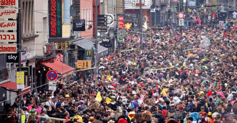 11.11. in Köln auf der Zülpicher Straße