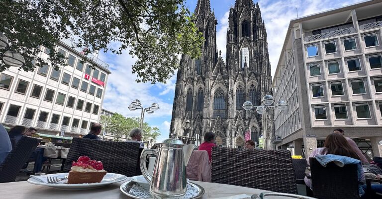 Kölner Dom Rundgang
