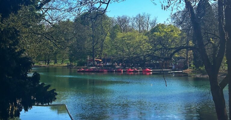 Volksgarten Weiher