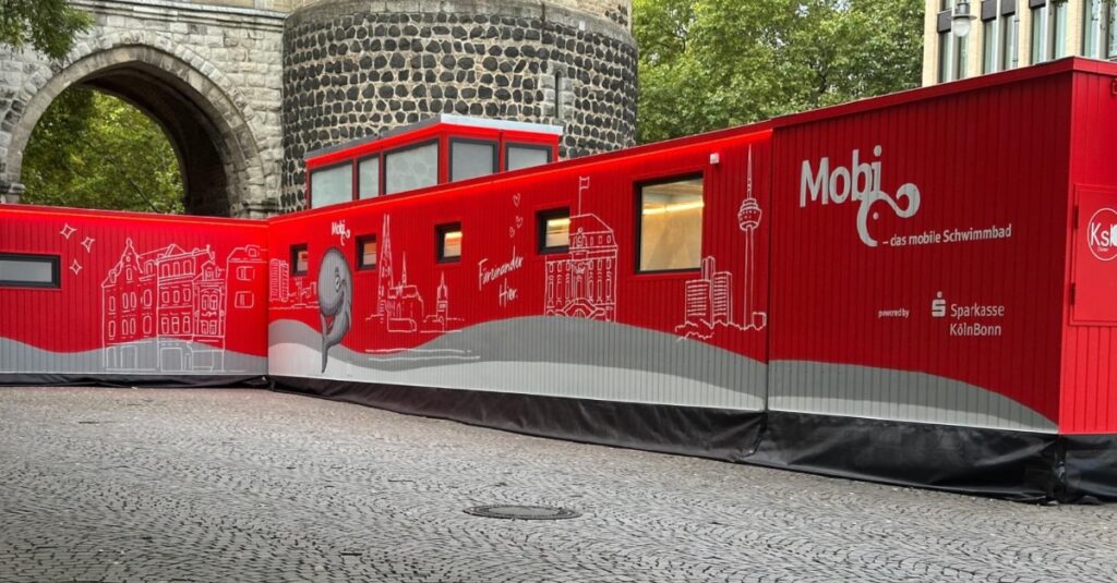 Mobiles Schwimmbad Köln