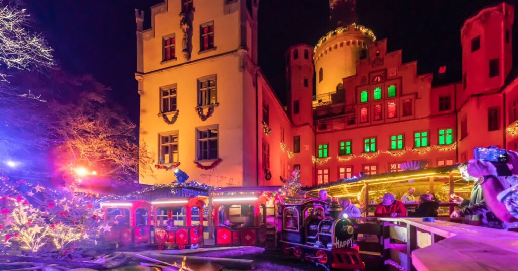 Weihnachtsmarkt Schloss