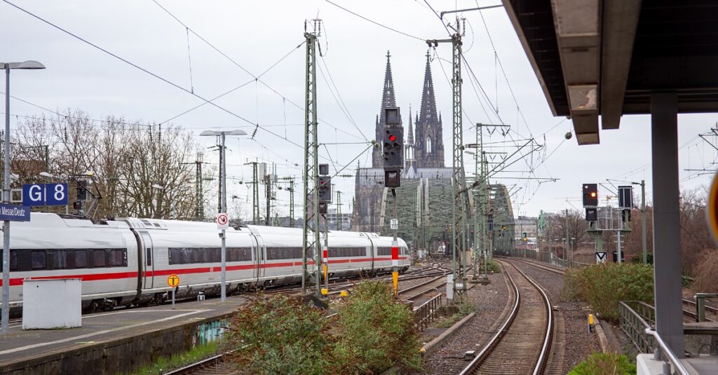 Bahnhöfe Köln