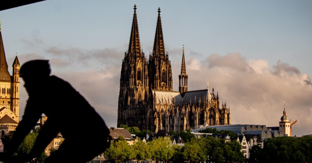 Kölle aktiv