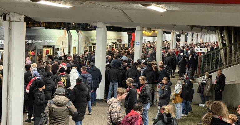 KVB Stadionbahnhof RheinenergieStadion